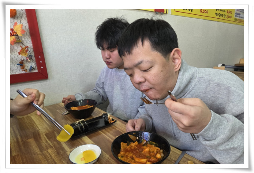 5f8a6cc5c60ecea796cee667ecb07ffe_1776329612_2472.jpg 5f8a6cc5c60ecea796cee667ecb07ffe_1776329612_2472.jpg