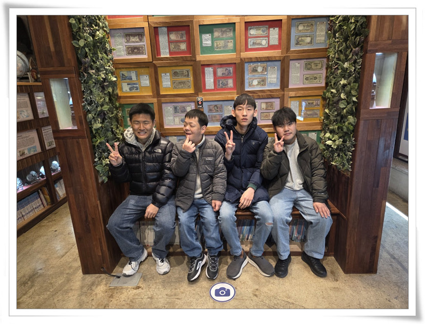 5f8a6cc5c60ecea796cee667ecb07ffe_1776329612_6033.jpg 5f8a6cc5c60ecea796cee667ecb07ffe_1776329612_6033.jpg